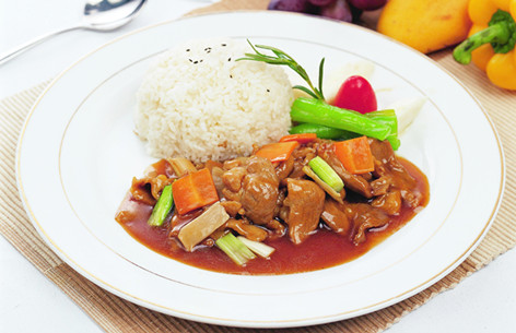 竹笋猪肉外卖煲仔饭料理包 竹笋猪肉外卖煲仔饭料理包